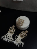 Pearl & Gold Square Tassel Set